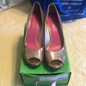 Good Lilly Pulitzer wedges